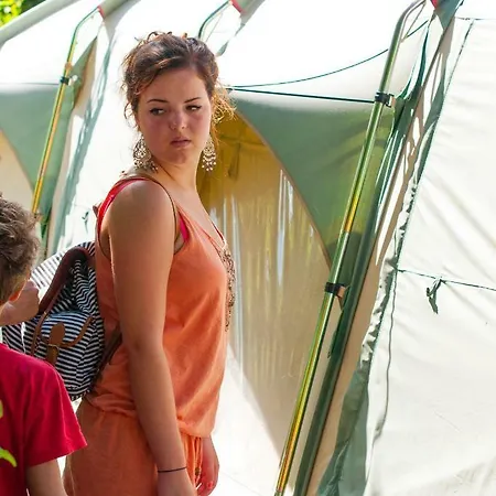 Country Camp Nommerlayen 4*