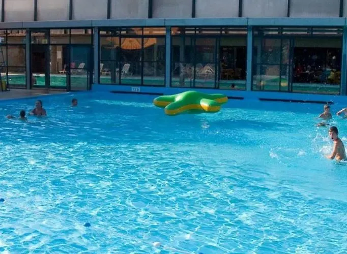 Country Camp Nommerlayen Tente de luxe 4*