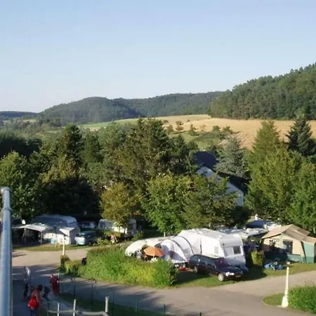 Country Camp Nommerlayen Luxusní stan Nommern