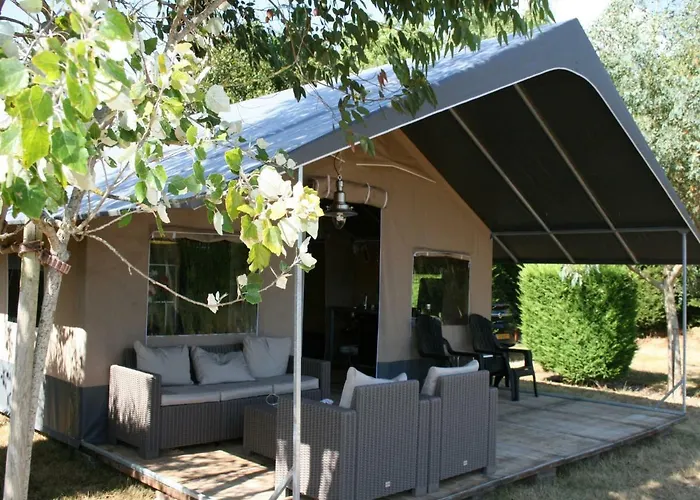 Country Camp Nommerlayen 4*