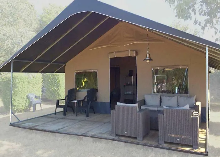Country Camp Nommerlayen Luxury tent Nommern